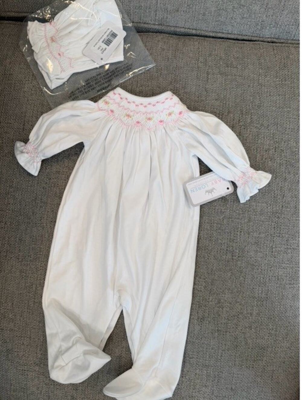 Baby Loren Smocked White Playsuit Footie Matching Smock Bonnet Sz Newborn NWT